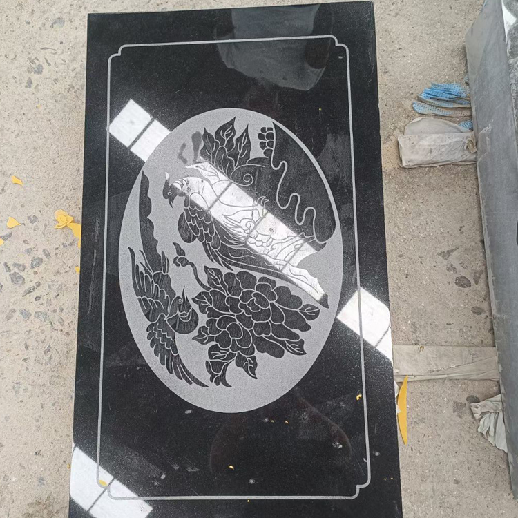 黑色花崗巖